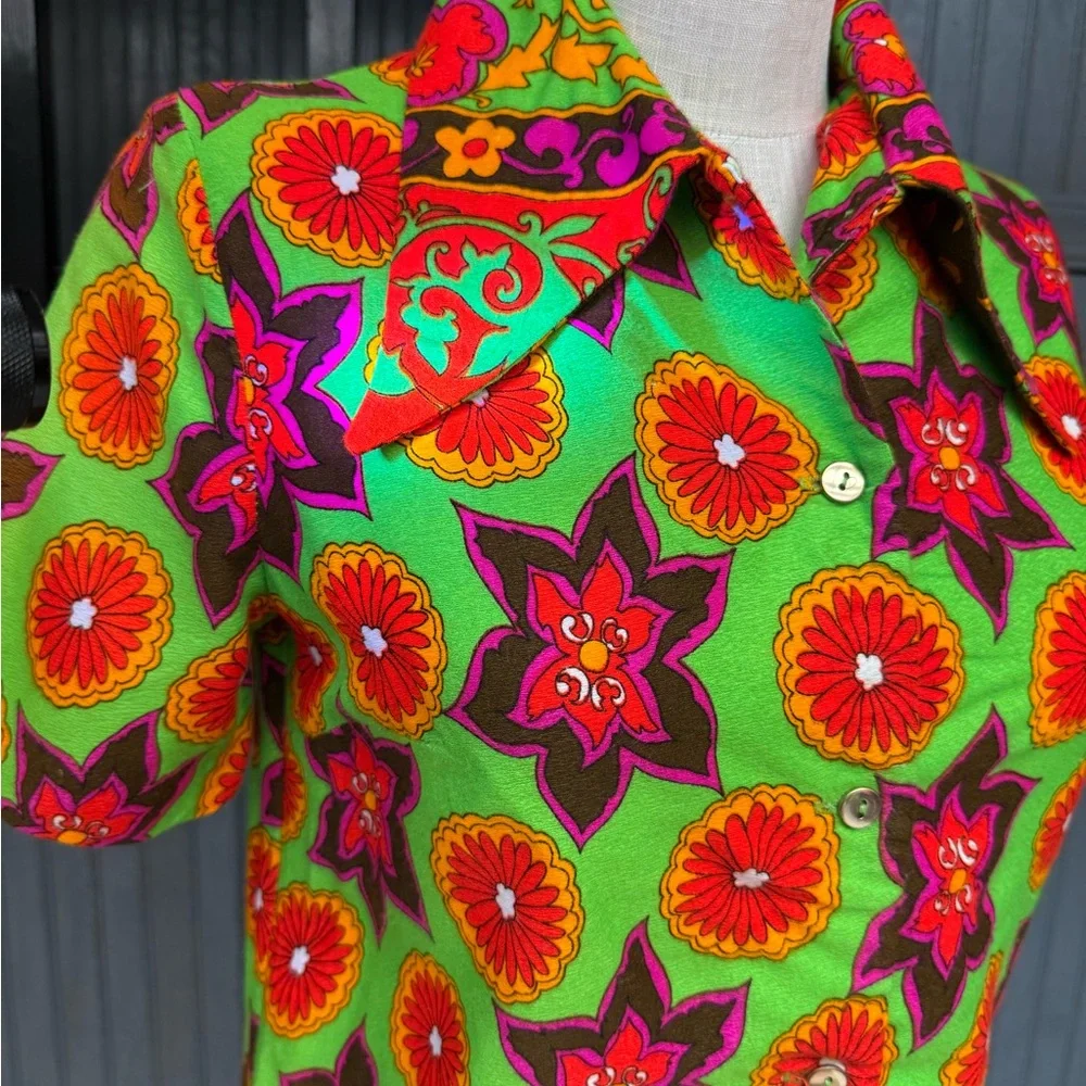 Vintage 1960s Mod Psychedelic Neon Green Floral Pattern Mod Shirt Dress S/M - Picture 9 of 14